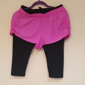 NWOT Women's workout shorts